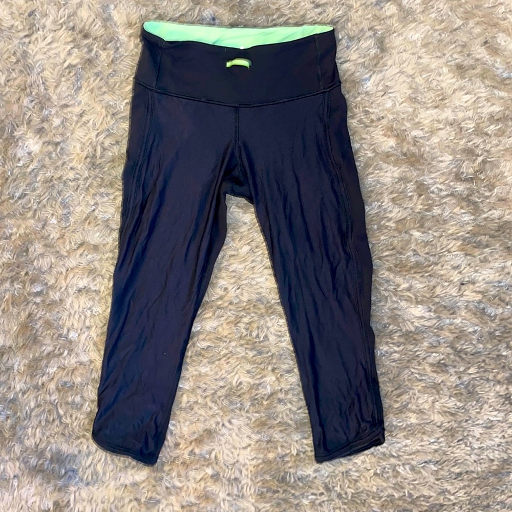 Lululemon Reversible Capris